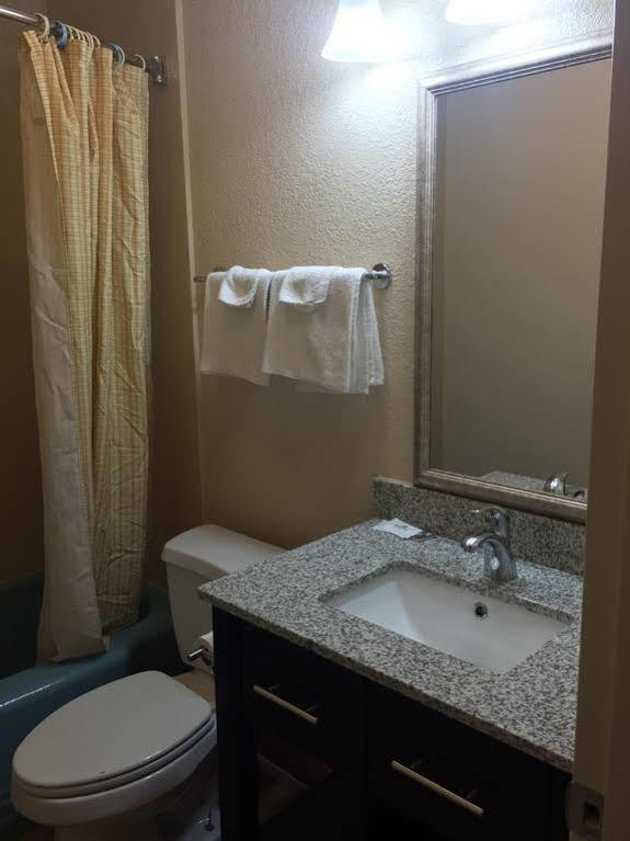 Fairview Inn Wilmington Extérieur photo